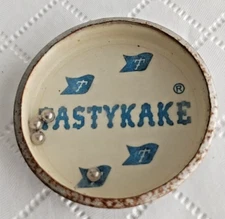 Vintage TASTYKAKE Advertising Toy Game Approximately 1 3/8"  #20311