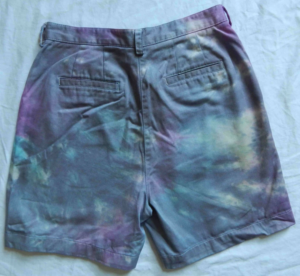 Pantalones Cortos Tie Dye Rayas Negro Púrpura Azul - 8 Damas 28W x 18L Hechos a Mano Medianos Foto 2 de 4