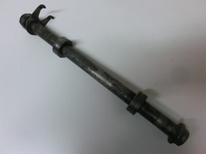 Honda CBR 600 F PC25 91-94 Hinterradachse Achse Felge Schraube Hinterrad