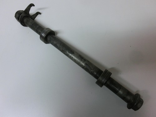 Honda CBR 600 F PC25 91-94 Hinterradachse Achse Felge Schraube Hinterrad