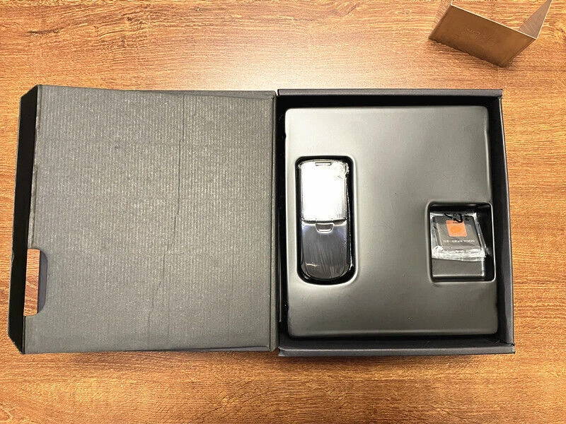 Nokia 8800 Mobile Phone 2G GSM Tri-band Unlocked Classic 3 Colors New Sealed - Image 3 of 4