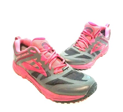 brooks cascadia 11 pink