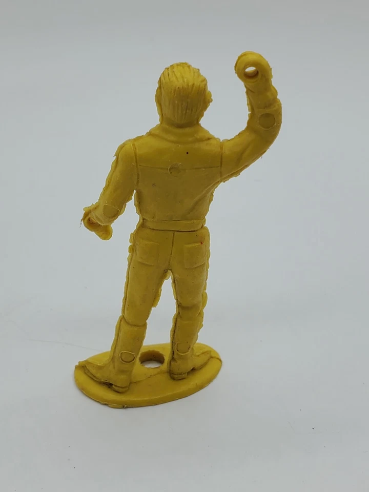 MPC Amarillo Trabajador de la Construcción Plástico Duro De Colección B139 Foto 2 de 4
