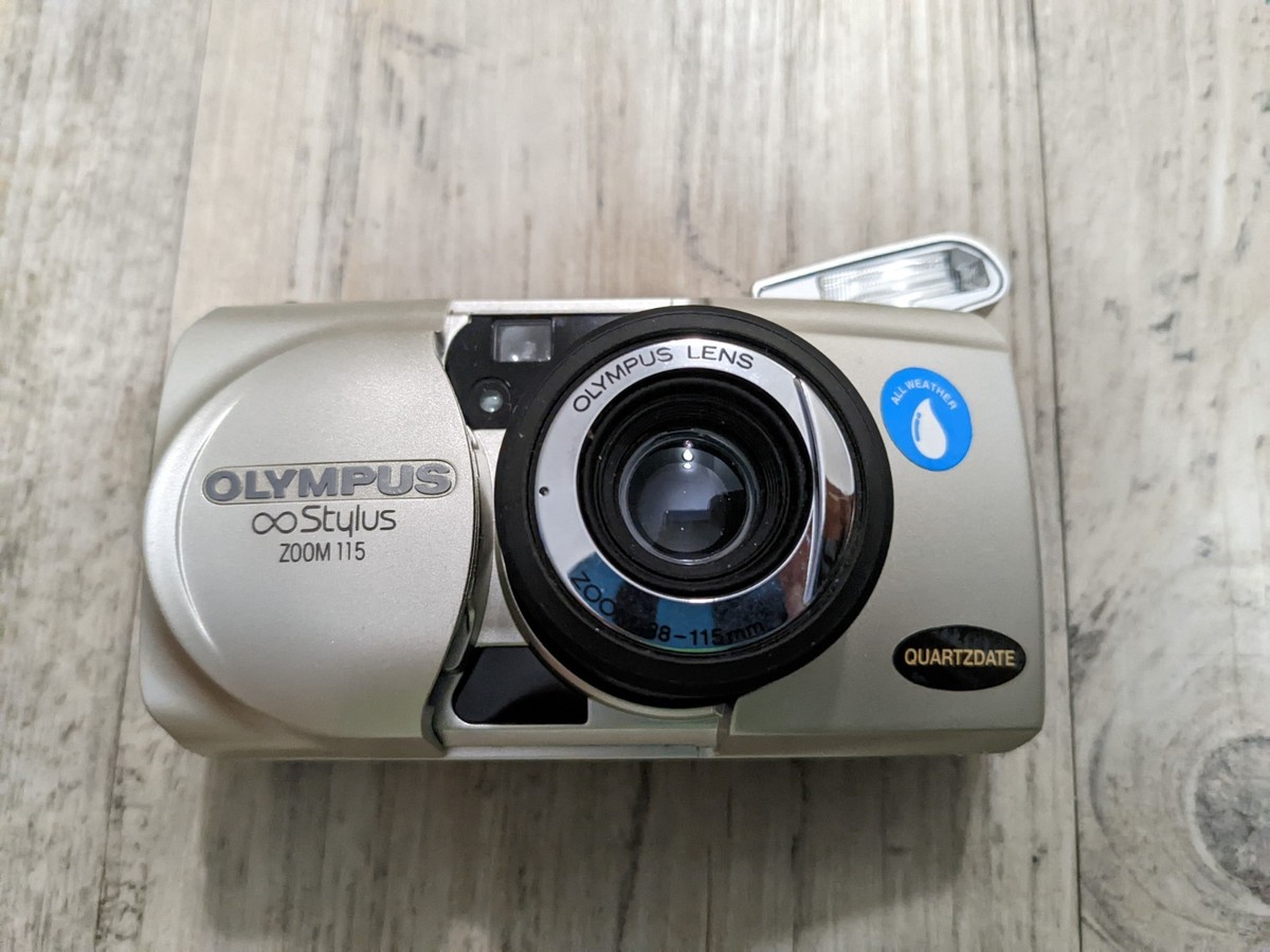 Olympus Infinity Stylus Zoom 115 35mm Film Camera All In One AS Is