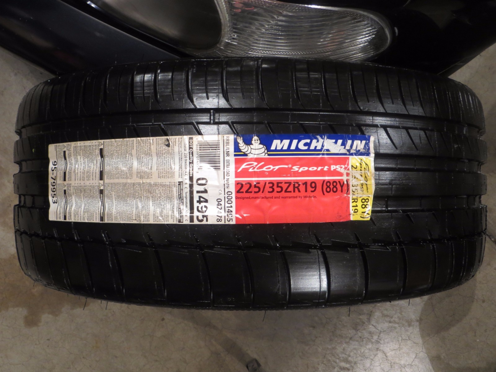 RARE NEW 1 ONE MICHELIN PILOT SPORT PS2 225/35ZR19 88Y XL K1 FERRARI 01495 1072