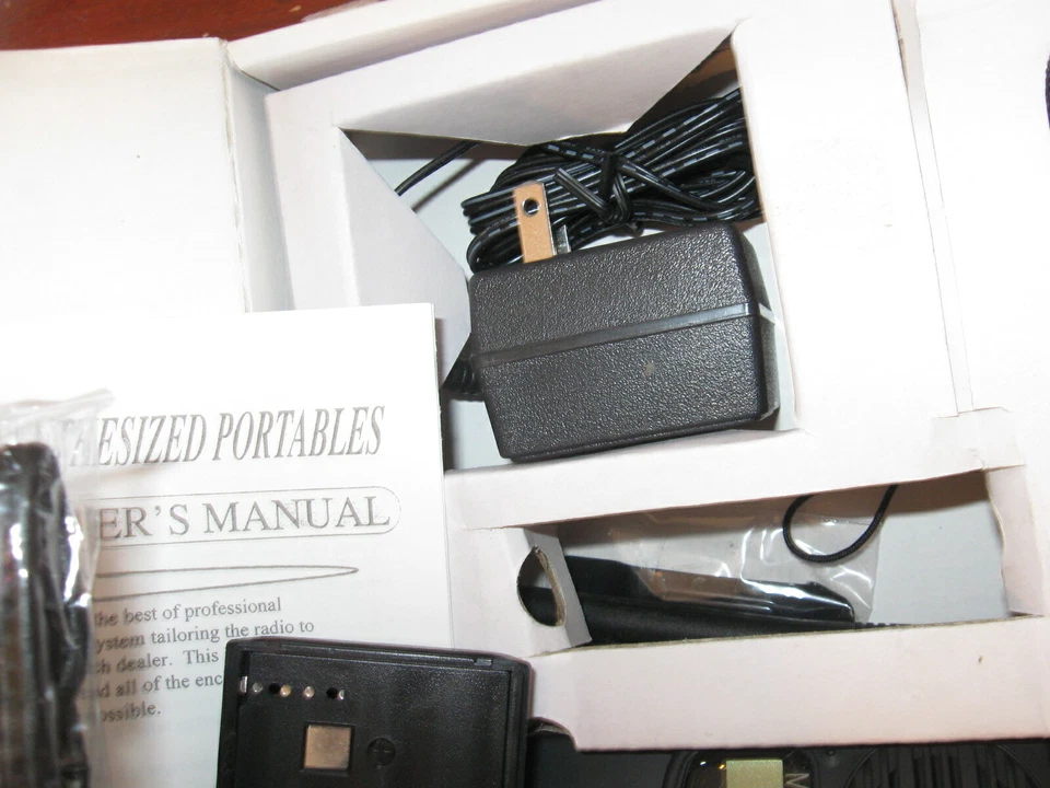 NUEVO Transceptor de radio portátil sintetizado Cobra MicroTalk UHF FM # M112 H112 Foto 4 de 4