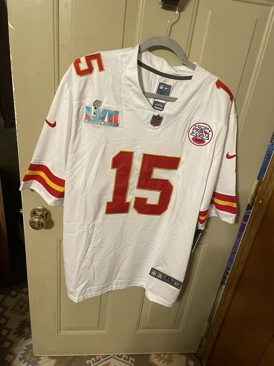 Kansas City Chiefs #15 Patrick Mahomes Red Super Bowl LVII Patch Vapor  Untouchable Limited Stitched Jersey