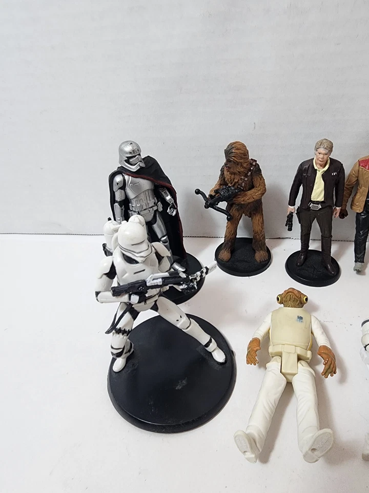 Lote De 11 Películas Star Wars Disney Lucas Akabar, Han Solo, Phasma ¡Lote De 11! Foto 4 de 4