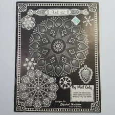 Elizabeth Hiddleson Crochet Designs Booklet Volume 42 Christmas Deer Pineapple 