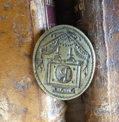 sceau italien en bronze dit de pouce motif de deuil vers 1700 - Photo 1/3