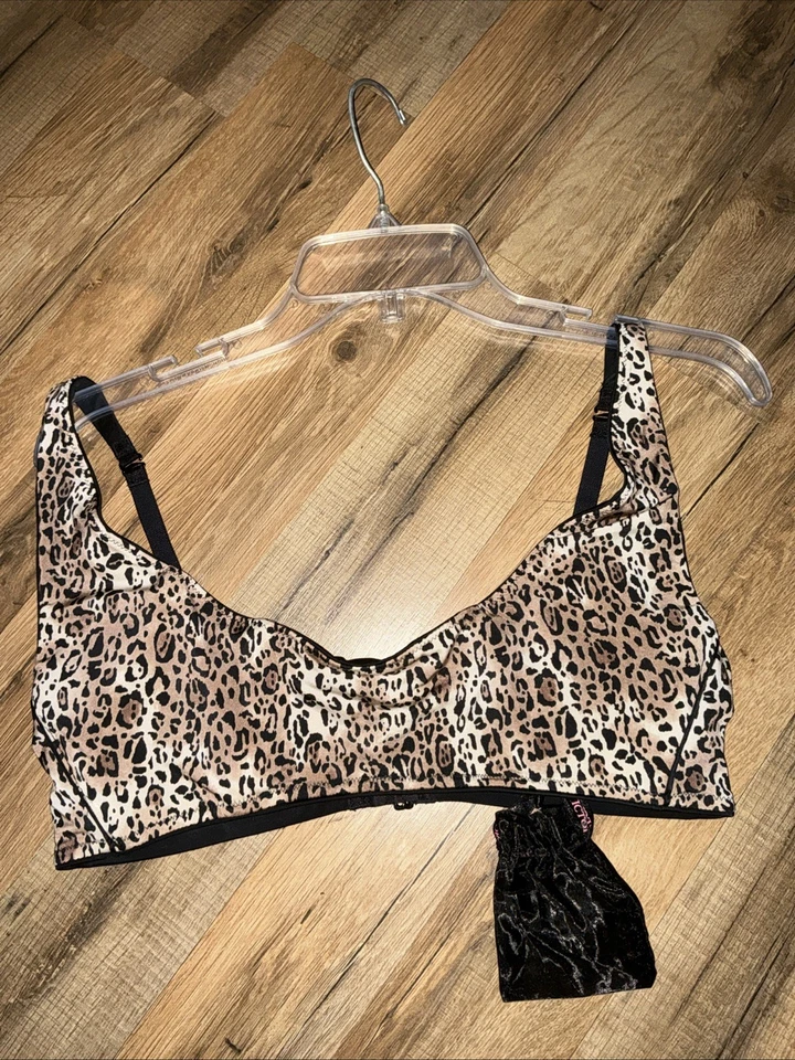 Sujetador Victoria Secret L de satén de colección sin costuras sin relleno guepardo / negro reversible nuevo con etiquetas Foto 3 de 4