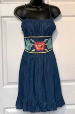 VaVa by Joy Han  dress Embroided Boho Size Large Chambray