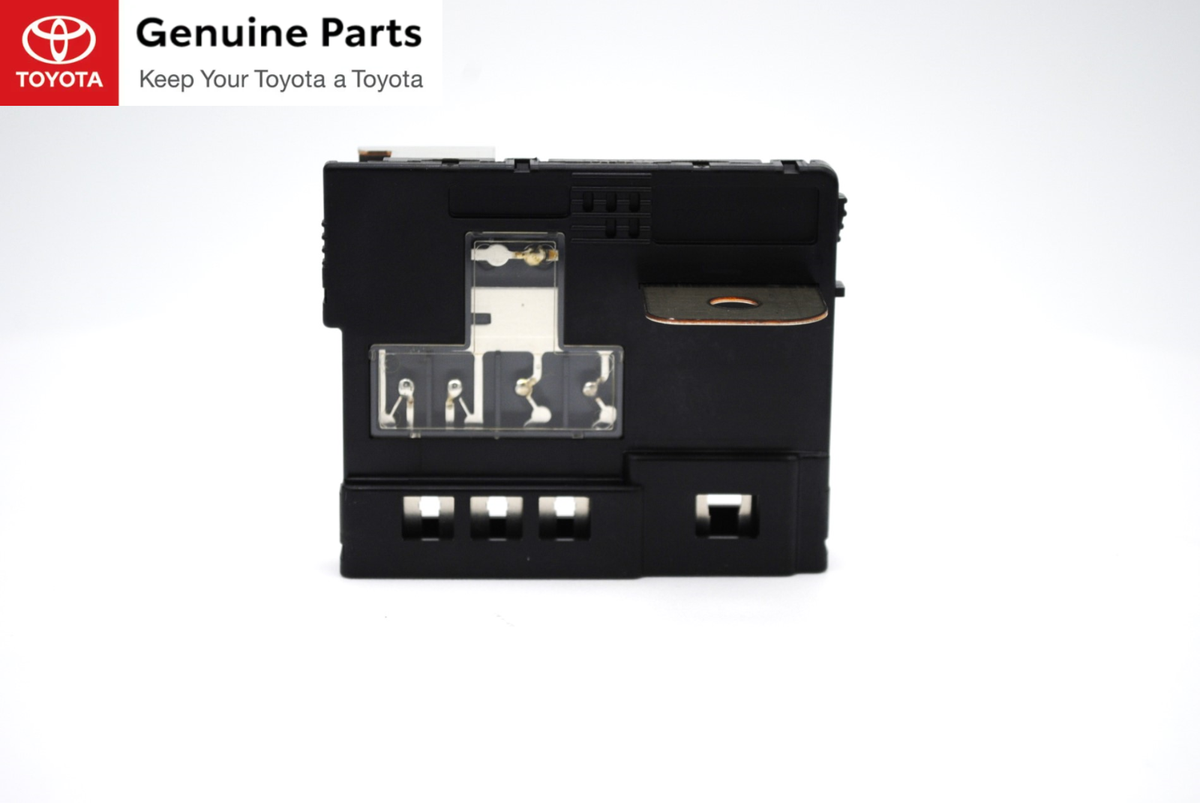 すいこ Genuine OEM Toyota 82618-0C010 Fuse Block 2004-2007 Sequoia