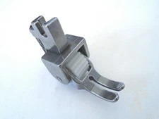 Heavy Duty Plastic Sawtooth Wheel Roller Foot Single Needle Industrial Machines