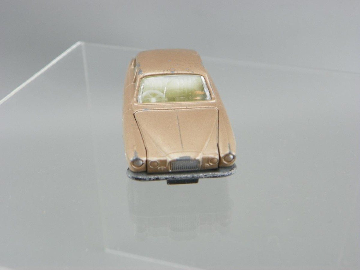 Vintage 1960's Matchbox Lesney No. 28 Diecast 1/64 Scale Brown