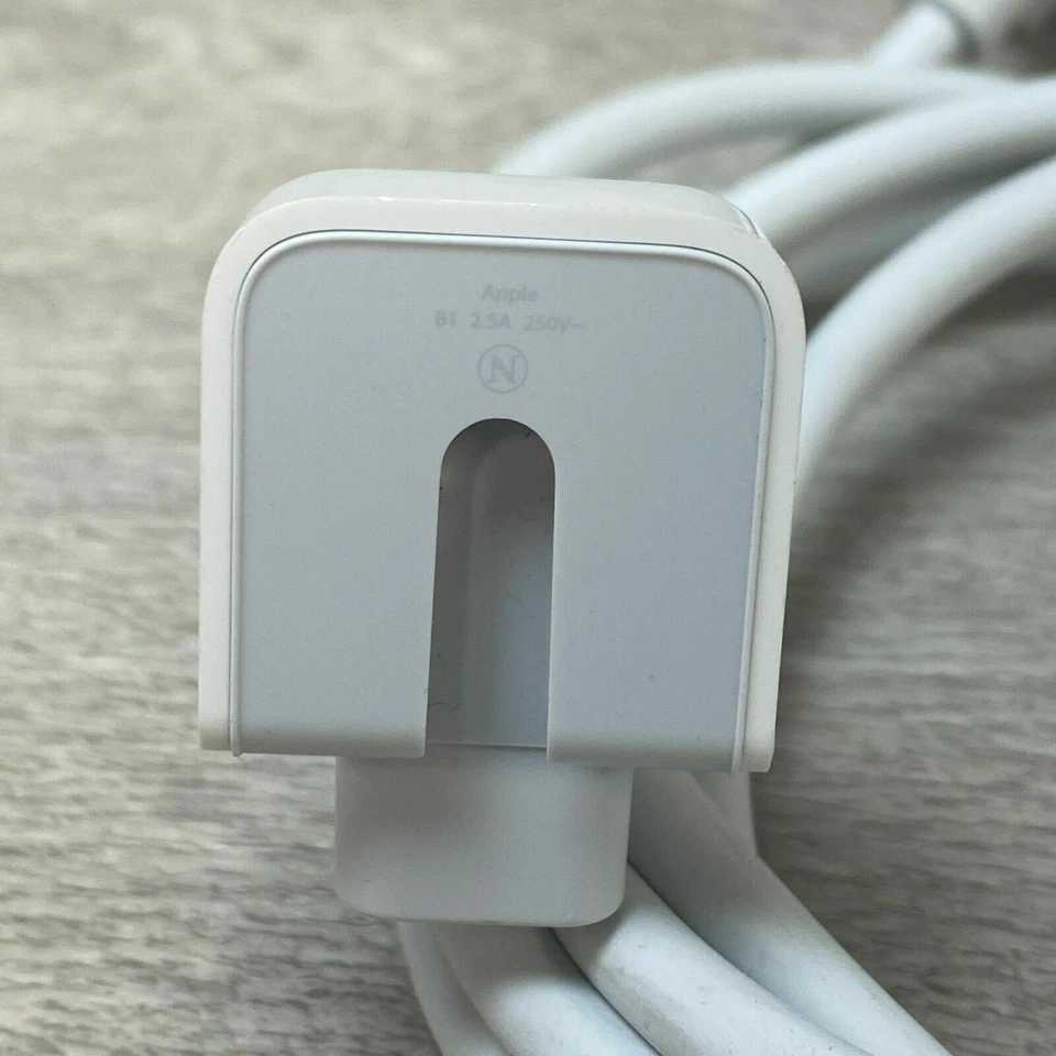 Genuine Apple M1 Max 14" / 16" Macbook Pro Charger Extension Cable 1.8m (6ft) - Image 4 of 4