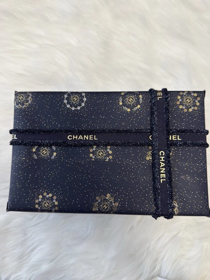 LES SIGNES DE CHANEL POLVO ILUMINADOR RUBOR 997 ROSA LUMIERE NUEVO EN CAJA regalo envuelto Foto 4 de 4