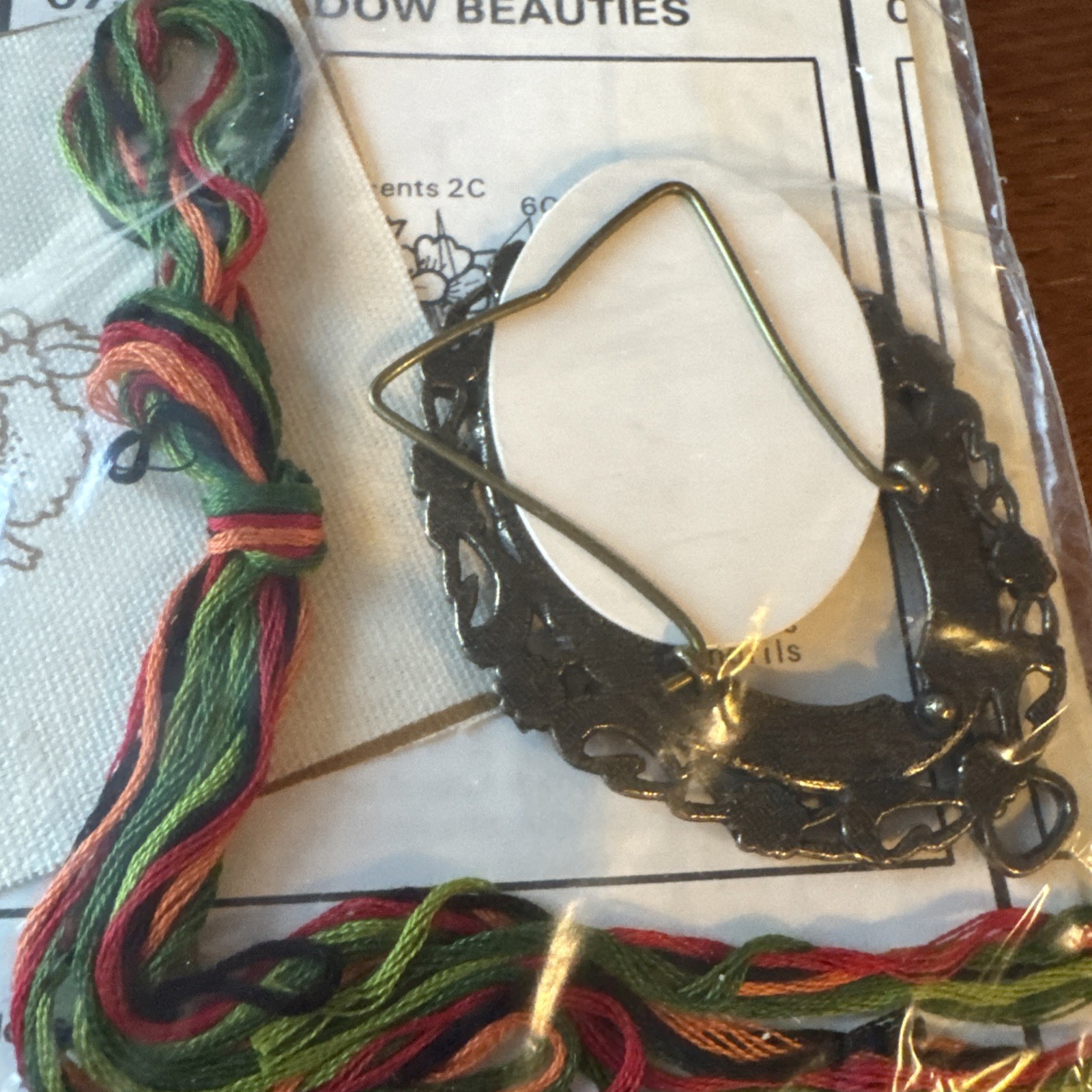 The Creative Circle Vintage Craft Kit Framed Embroidery 0759 Poppies #33