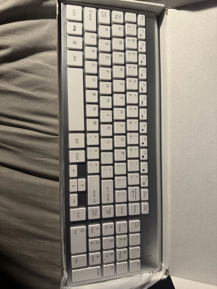 Wireless Keyboard and Mouse Combo,J JOYACCESS 2.4G Slim Wireless Keyboard Mo... - Image 3 of 4