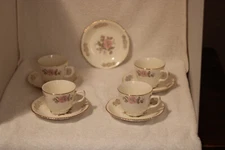 Homer Laughlin Rose Design w Gold Trim Lot of 4 Cups and 5 Saucers