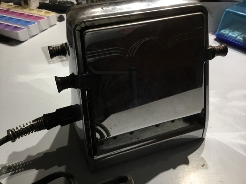 Vintage Art Deco Chrome Westinghouse TL-14 Electric Toaster