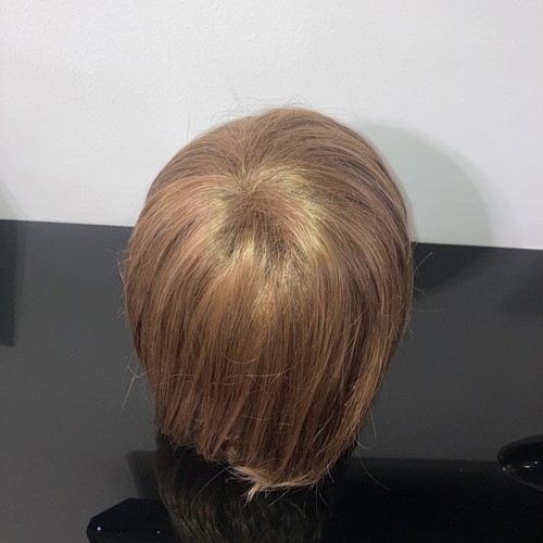 Estetica Designs short blond wig RH 260 - Picture 4 of 7