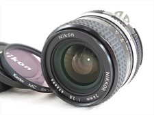 NEAR MINT Nikon Ai Nikkor 24mm f/2.8 Wide Angle Lens for F Mount w/Filter 5992