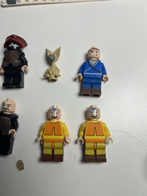 LEGO Avatar: The Last Airbender: Air Temple (3828) With Extra