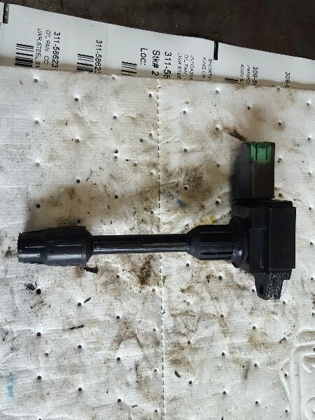 Левая катушка/зажигатель водителя подходит для 00 INFINITI I30 499736 - Изображение 2 из 3