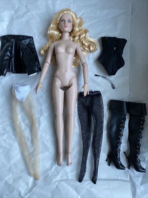 Tonner DC Stars BLACK CANARY 13