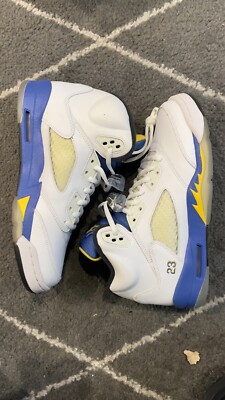 Size 6.5  Jordan 5 Retro GS  Laney 