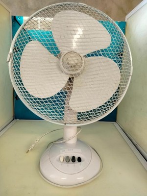 Valueline VL-FN12 Tischventilator 12''   35W als Ersatzteilspender (U1 1140)