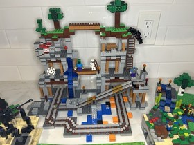 LEGO Minecraft Lot. 21118, 21113, 21107, 21114, 21102, 21105,853610 99% Complete