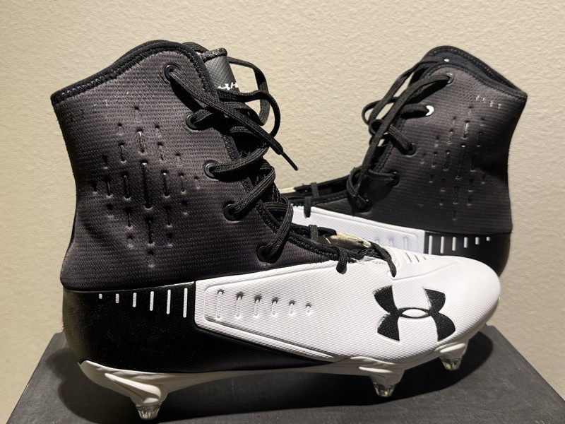 Under Armour Highlight Select D Football Cleats Black White Sz 12.0 NEW