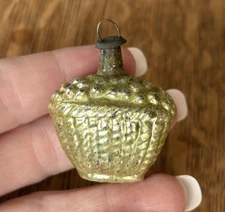 Vintage Antique GOLD BASKET, Mercury Glass Feather Tree Christmas Ornament, 1.5"