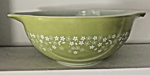 VTG Pyrex SPRING BLOSSOM GREEN 2.5QT. CINDERELLA Mixing Bowl # 443 Crazy Daisy