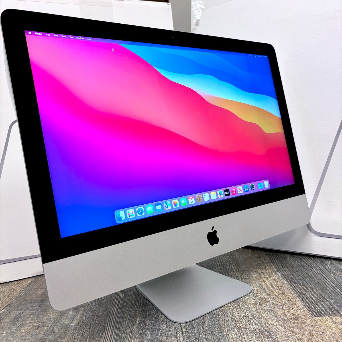 2017 iMac 21.5 Inch | 2.3 GHz Core i5 | 1TB Storage | 16GB