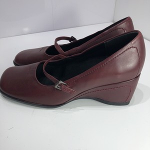clarks stockists melbourne