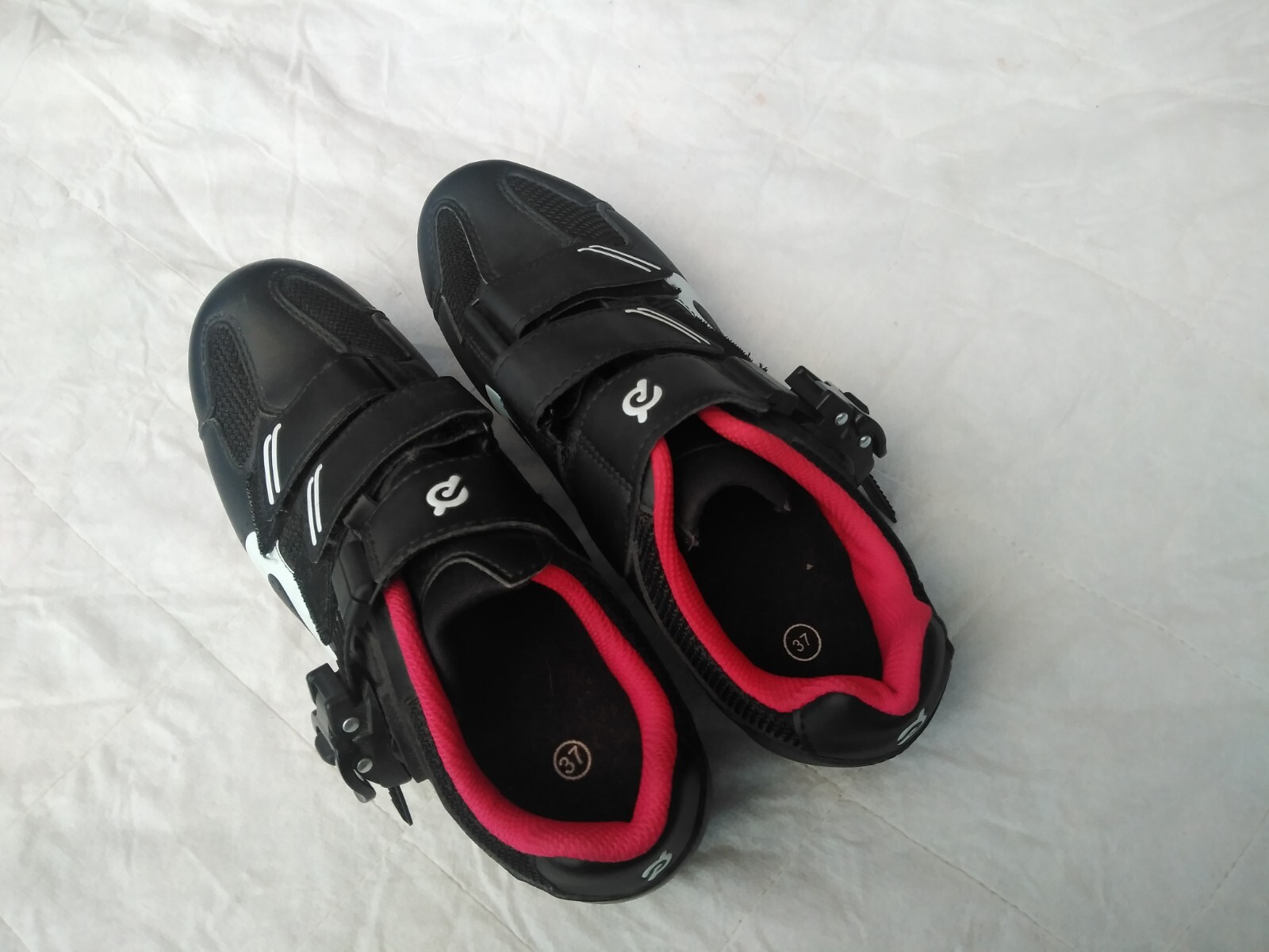 PELOTON UNISEX CYCLING SHOES UK 5 EU 37 look delta cleats eBay