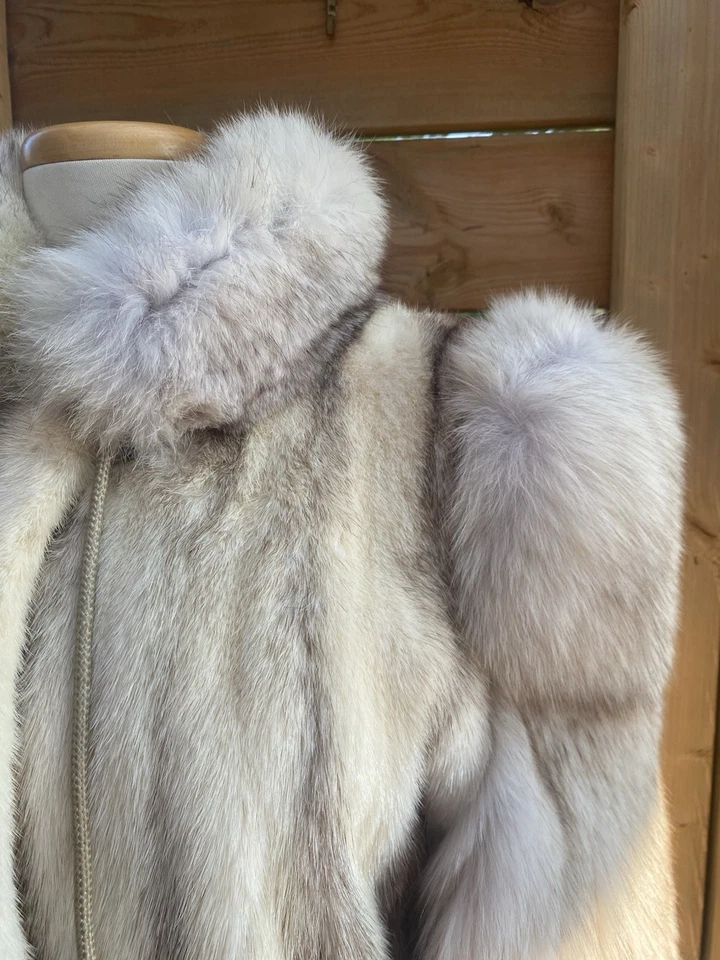 Vintage Blue Fox Fur Coat Full Length by D’Kindy & Sons Canada 70s Real Fur  - Image 2 of 4