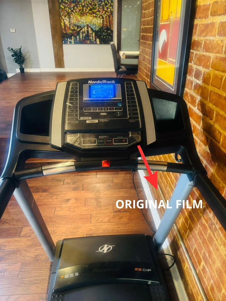 Cinta de correr eléctrica con cable NordicTrack serie T 6,5 - negra (NTL17915) Foto 4 de 4