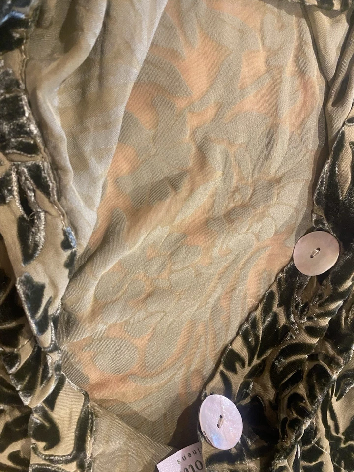 BELLA NOTTE Burnout Silk Green Sham - Image 4 of 4