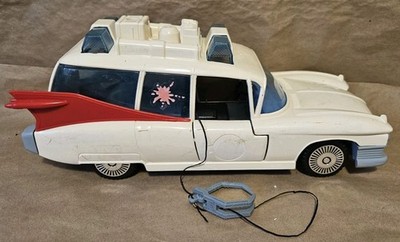 The Real Ghostbusters Ecto-1 Car Vehicle - Vintage Kenner 1984 Toy - INCOMPLETE