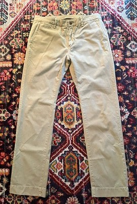 Size 35/33 Brand:  Closed  Men s Cotton Khakis
