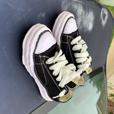Maison Mihara Yasuhiro MMY Men s Low Top Lace-Up Sneakers Black/White US 9