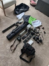 Canon EOS-2000D and comes with full photography set up