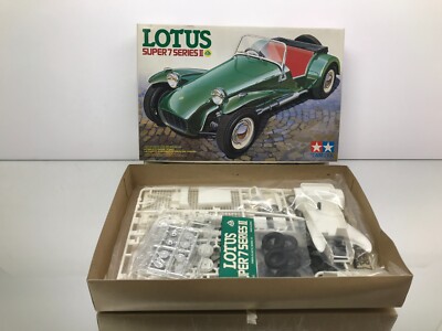 TAMIYA 2446 LOTUS SUPER 7 SERIES II 1500 -1:24- UNBUILT PLASTIC KIT IN BOX