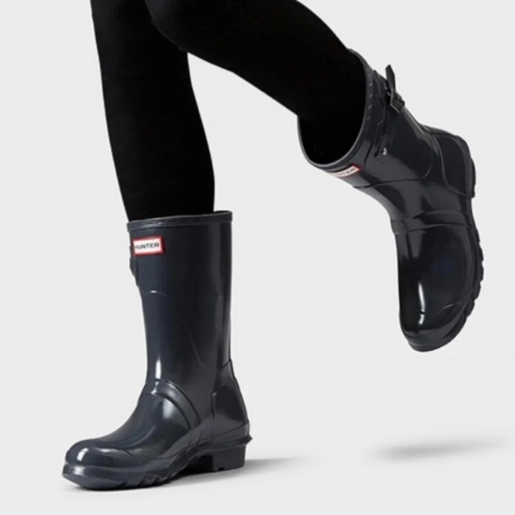 Hunter black gloss short boots cheap
