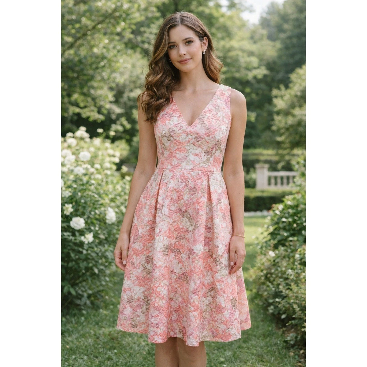 green emerald velvet dress Amazon.com: Adrianna Papell Women's Floral Embroidery Flared Dress, Blush  Multi, 8 : Clothing, Shoes & Jewelry