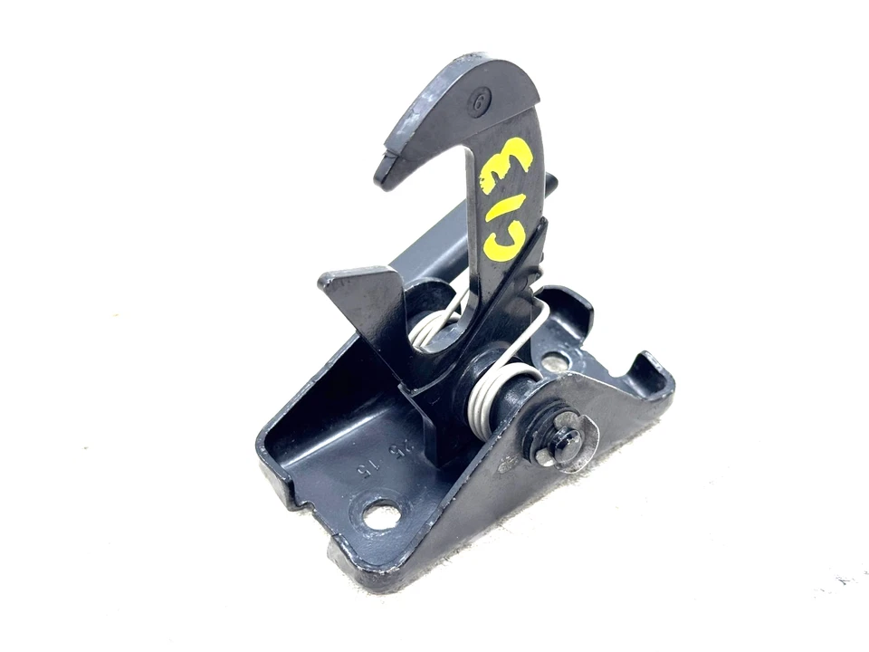 AUDI A3 QUATTRO 2015-2020 CAPÓ DELANTERO GANCHO DE CAPTURA SECUNDARIO 8V0823480 OEM Foto 3 de 4